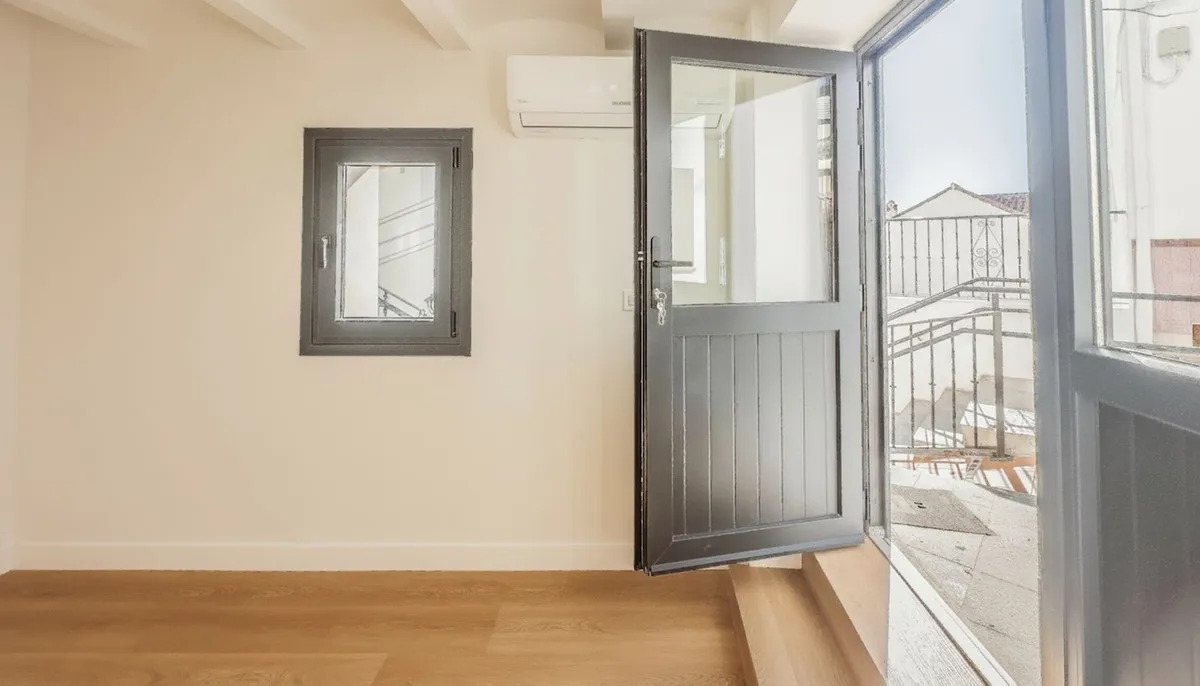 506f988a-b938-47e2-9a46-3af43e824bfb