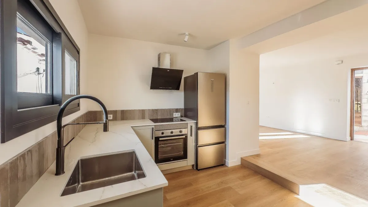 79813ac8-a597-4201-96b4-a2ddd00b0e9b