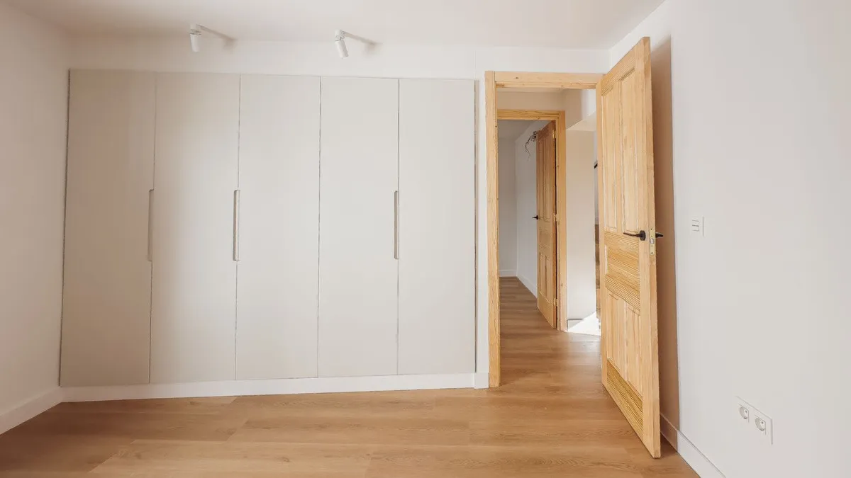 b7ac3691-6acc-40b4-8a03-275e3b1ce8b5