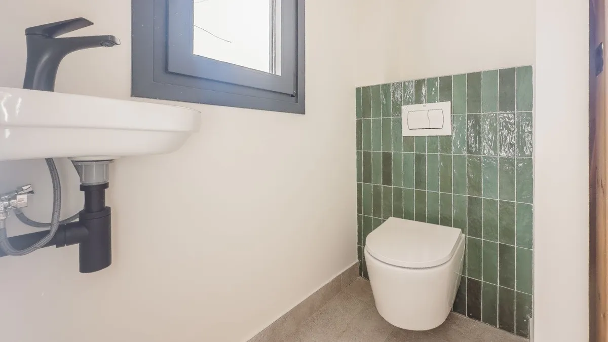 bf891b32-ddd0-4f26-af45-87dcefcb9f8e