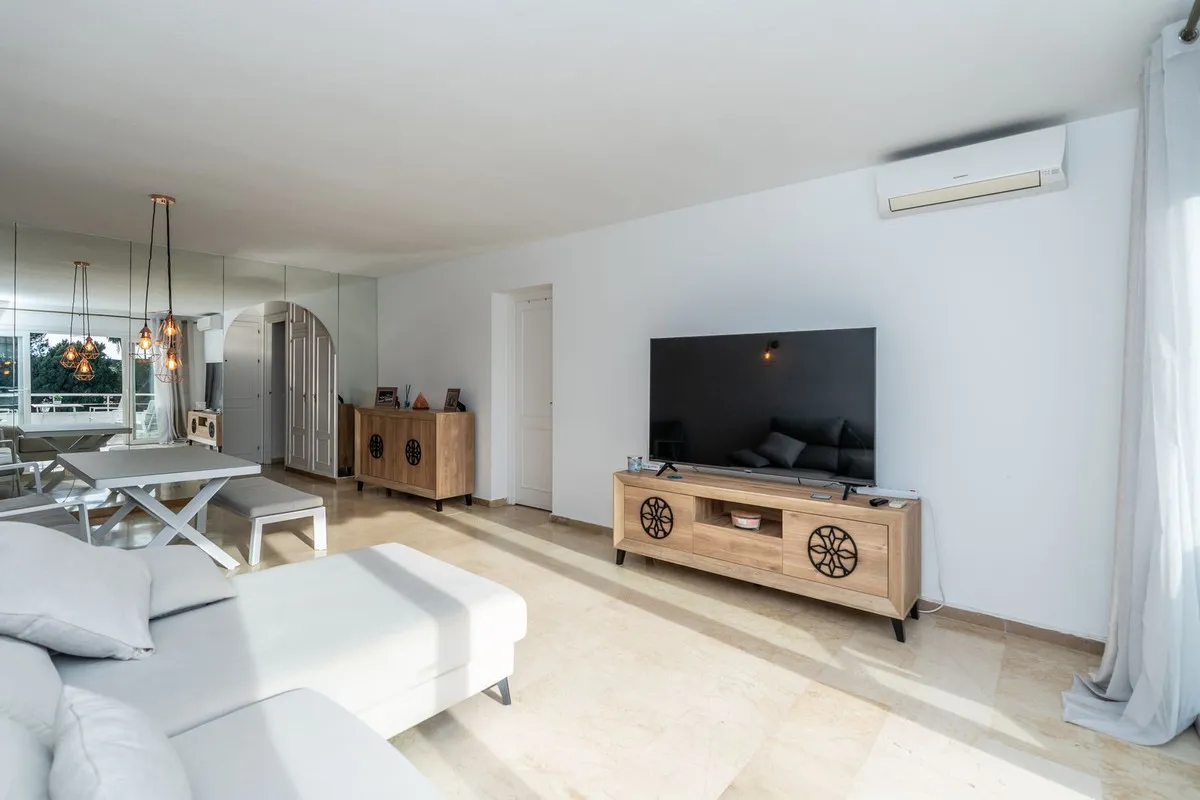 90b5c2b1-84dd-4cba-8e2c-69f59951be85