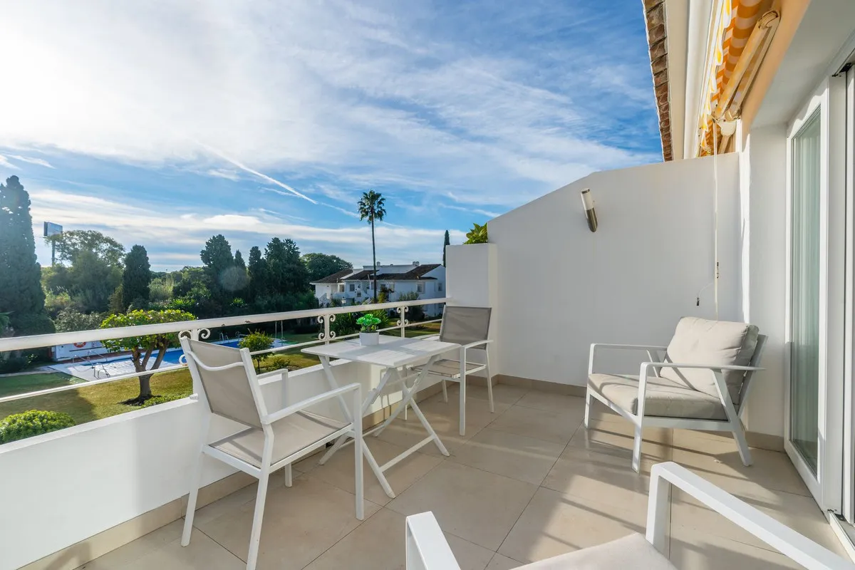 ab74ef60-8d71-47a4-bfff-6ed8e96140bb