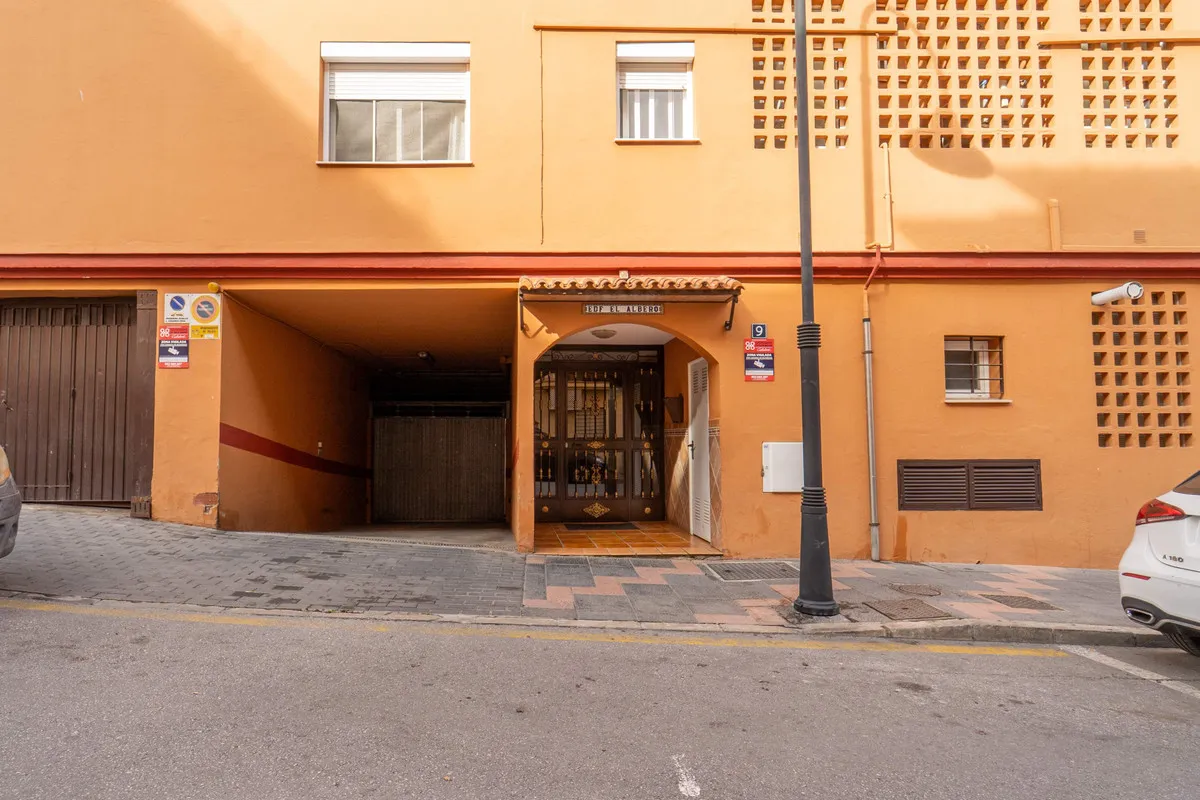 7cbe892a-c80b-404c-ae9b-0b707cca85e2