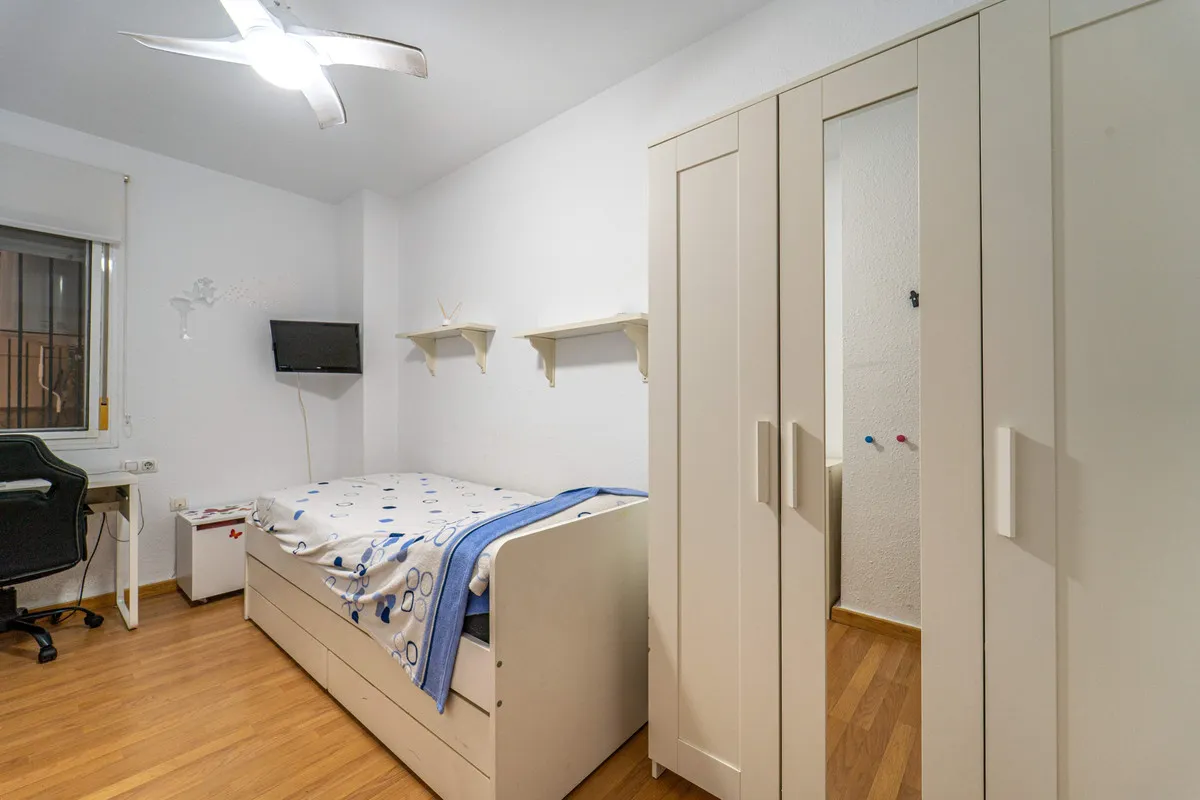 fa0e381d-3954-4cc6-80d2-a11982d8015e