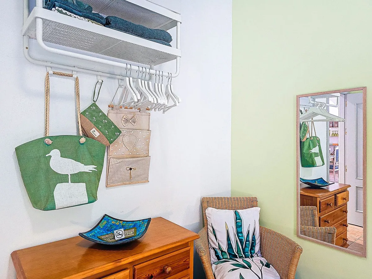 5651f1d7-ba4d-44bd-890a-33abbd303566