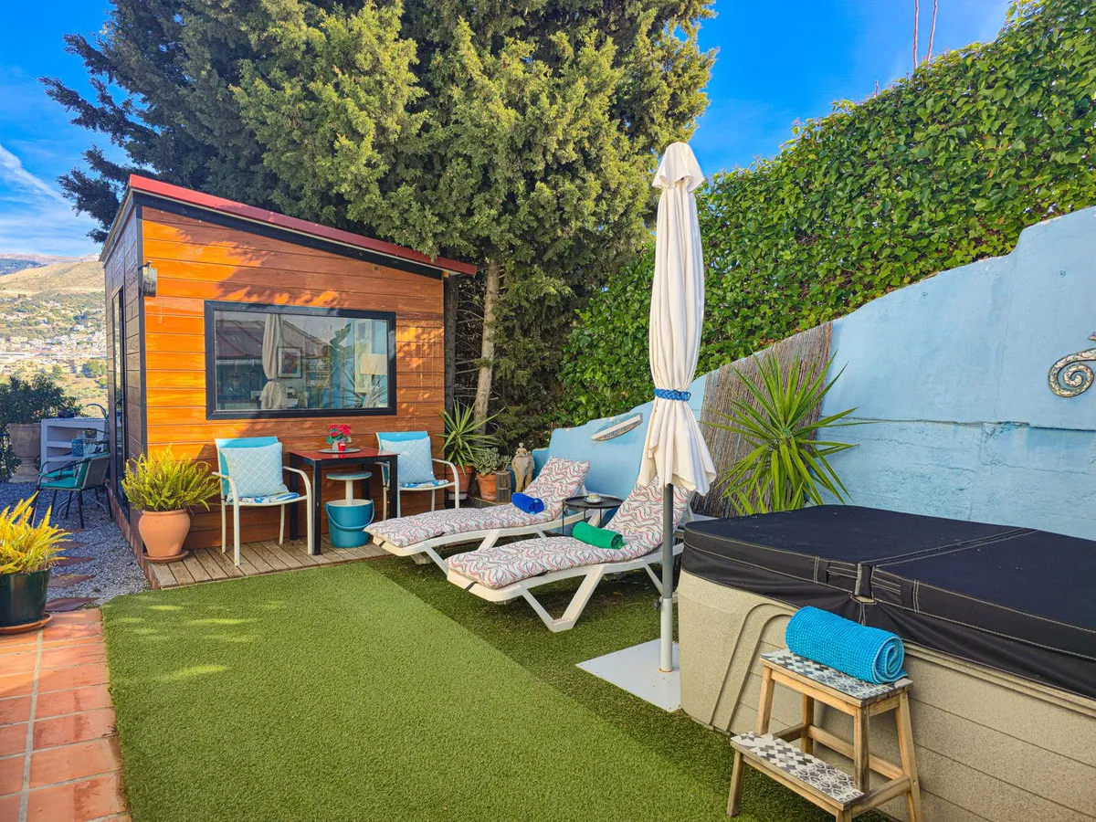 705ef1ad-5318-42d9-a14c-904e2b276826