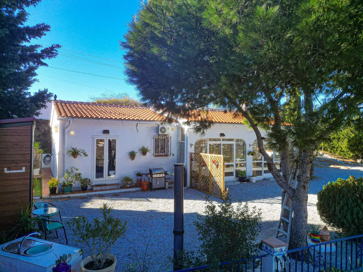 dcf63b7d-f2ea-49a6-ba7e-9bb2f745cbb0