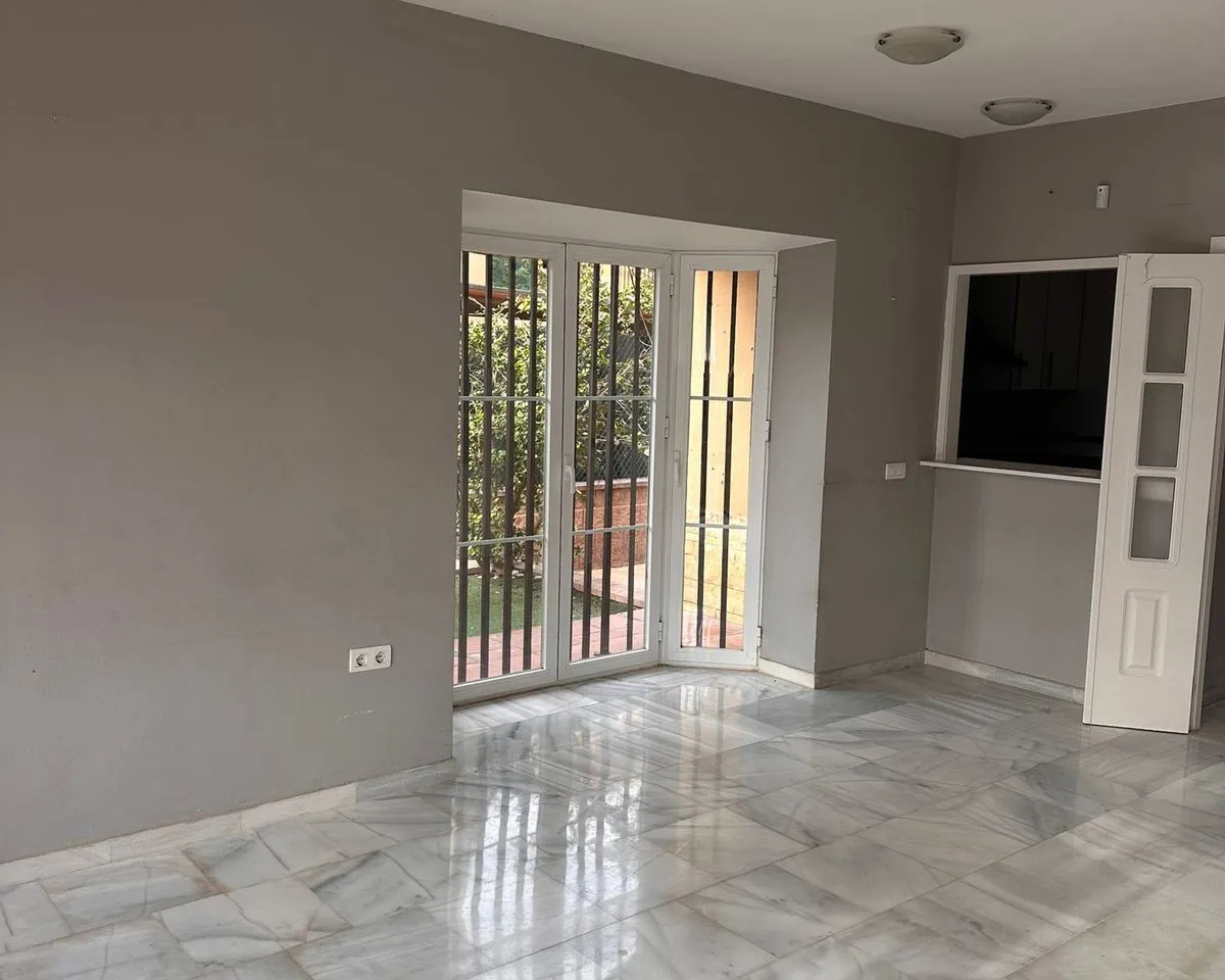 33a4989e-2a8e-4f4c-8996-f2a6d3eec236