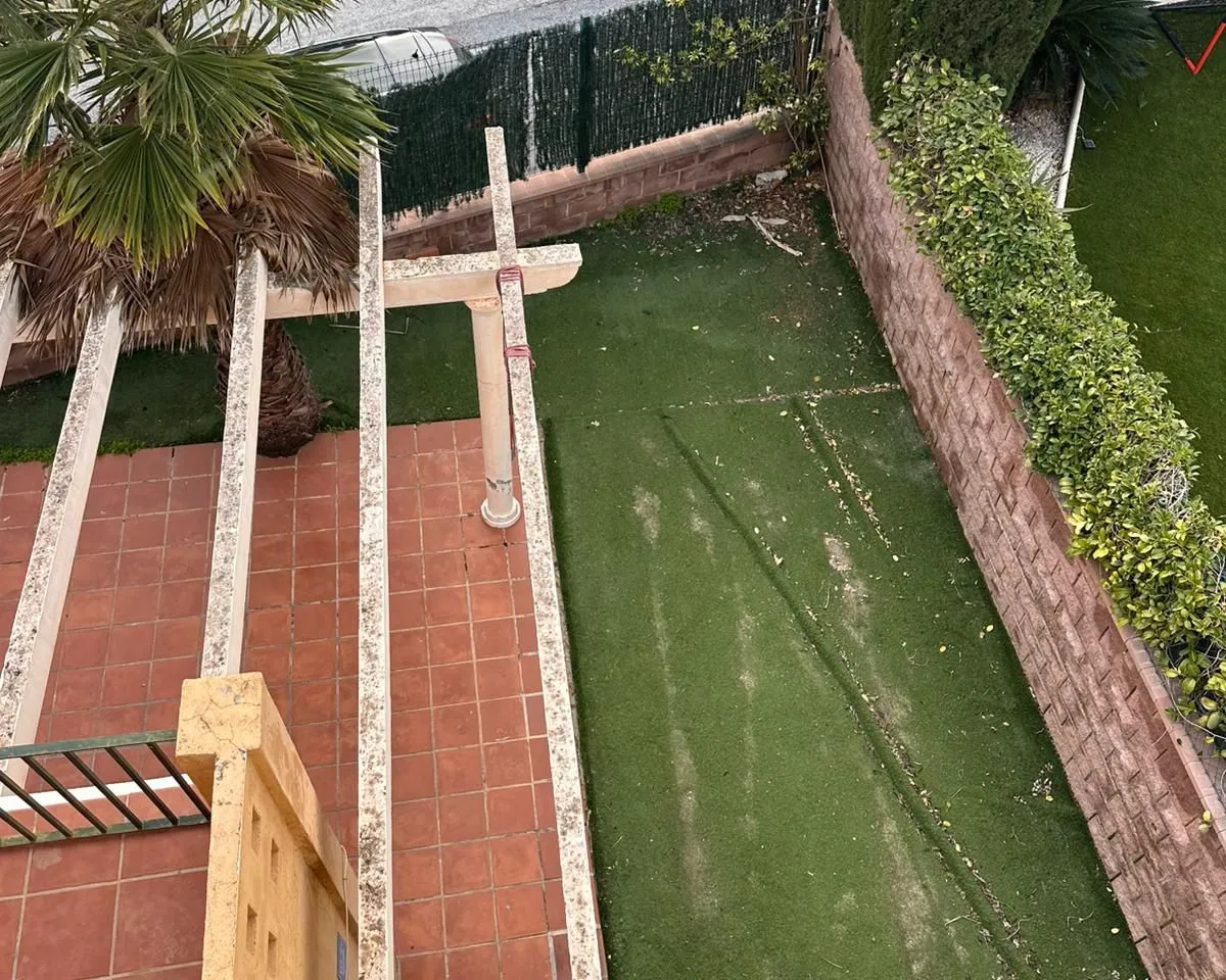 4199b91e-b4c2-4e8e-b2b4-e6e7ae5a13ac