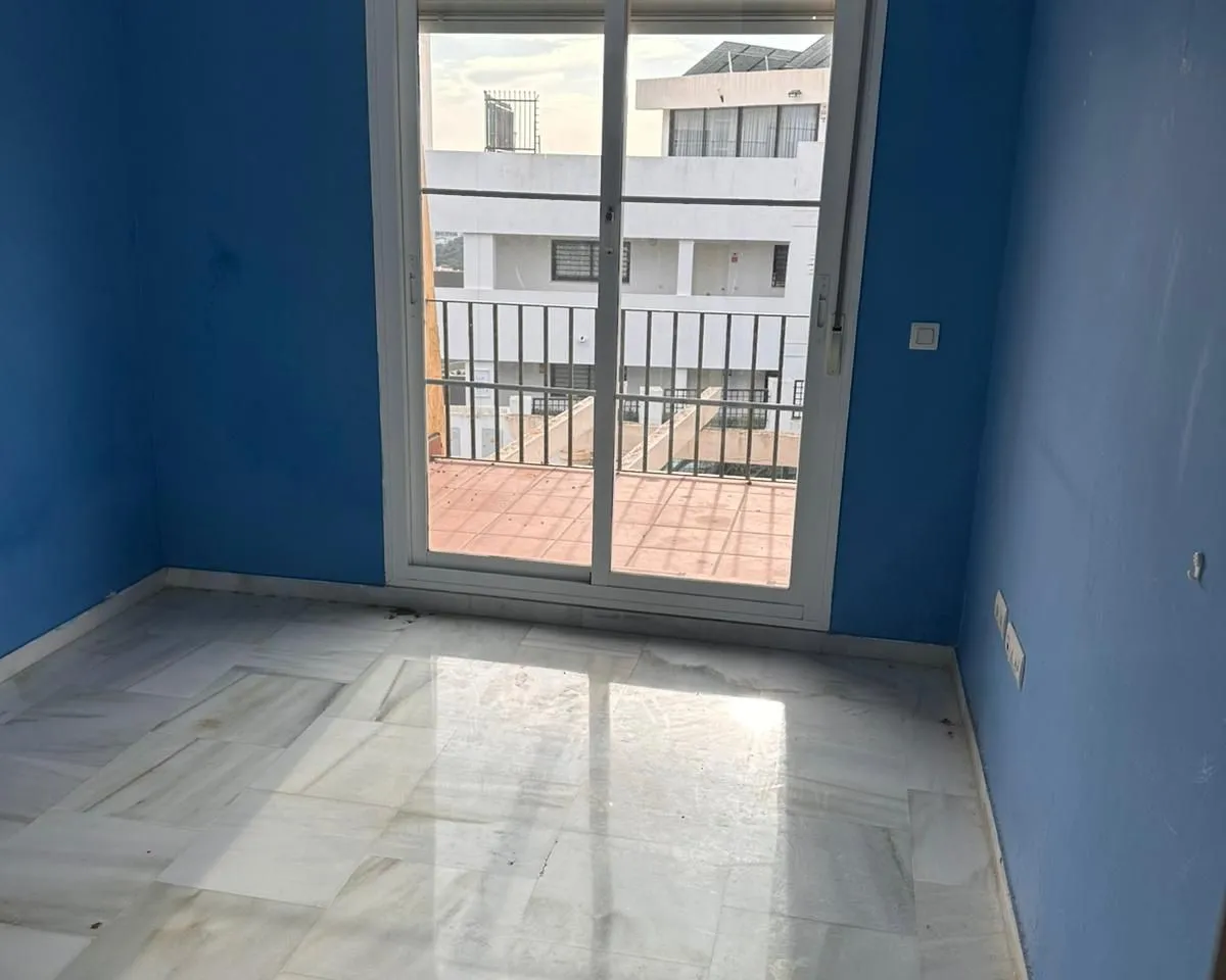 4963671c-a801-47e7-b791-7920bbe0e07b