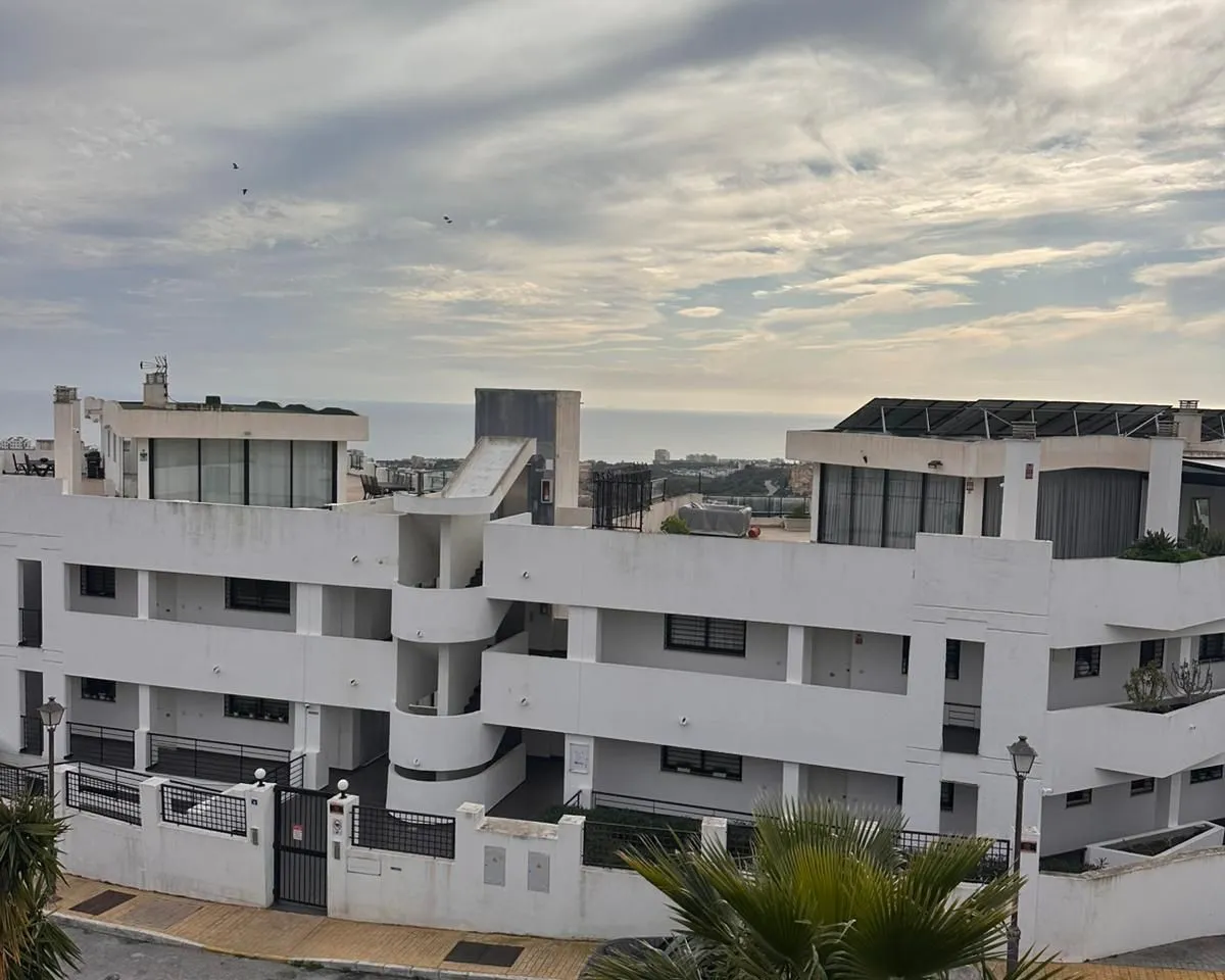 9e50e9d2-7744-4412-a600-1b51046a149f