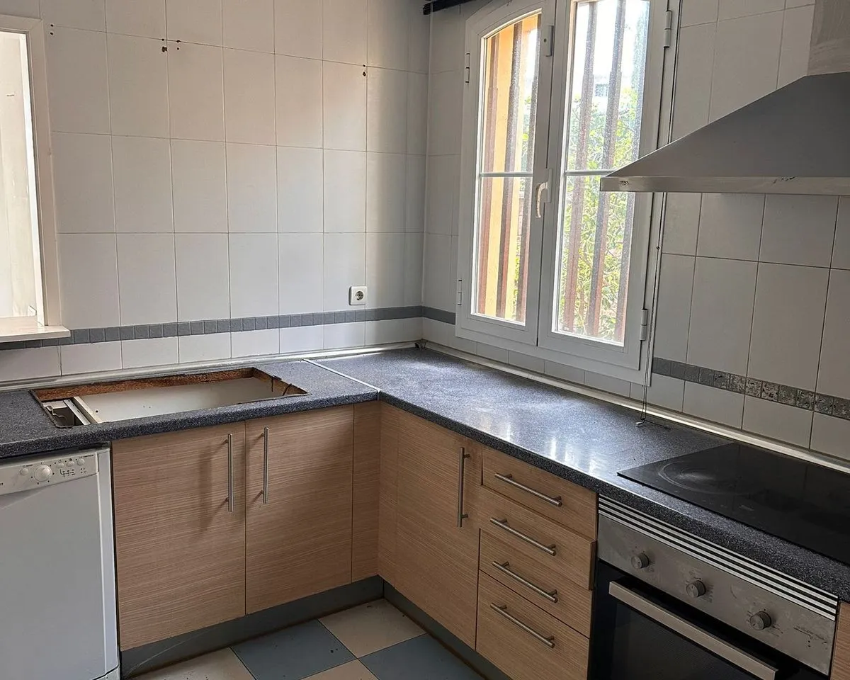 d7f913c8-f35e-4f5a-a235-4032587832a5