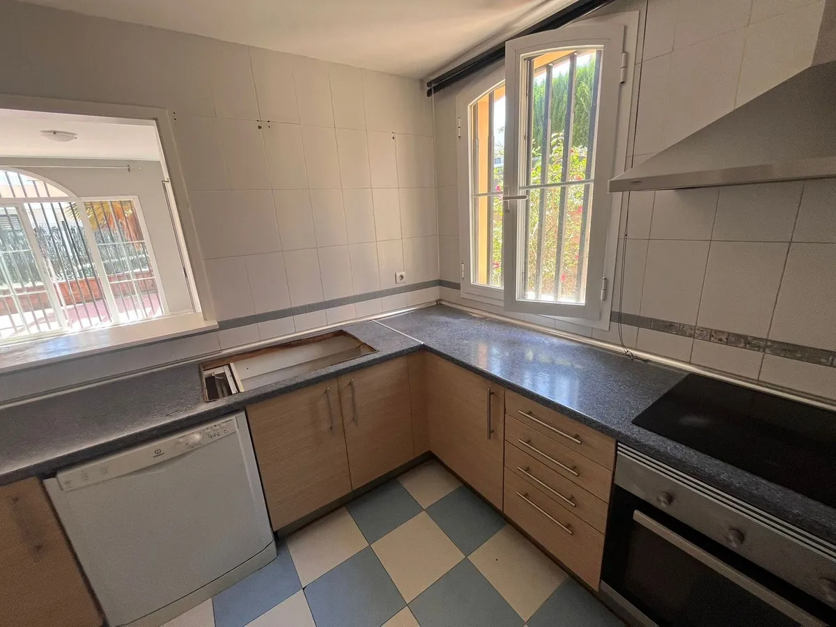 e7fc6330-e096-450b-aa1b-4efb9aecc391