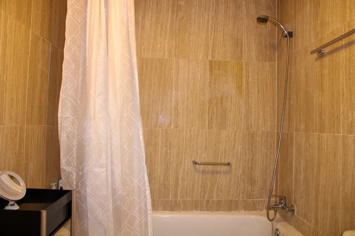 651453bb-e9b5-4d2c-ae50-946e117ef543