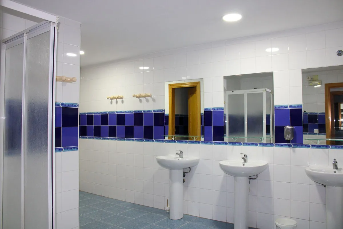 afb8d02a-da11-4ca5-845a-5b0f0142ad59