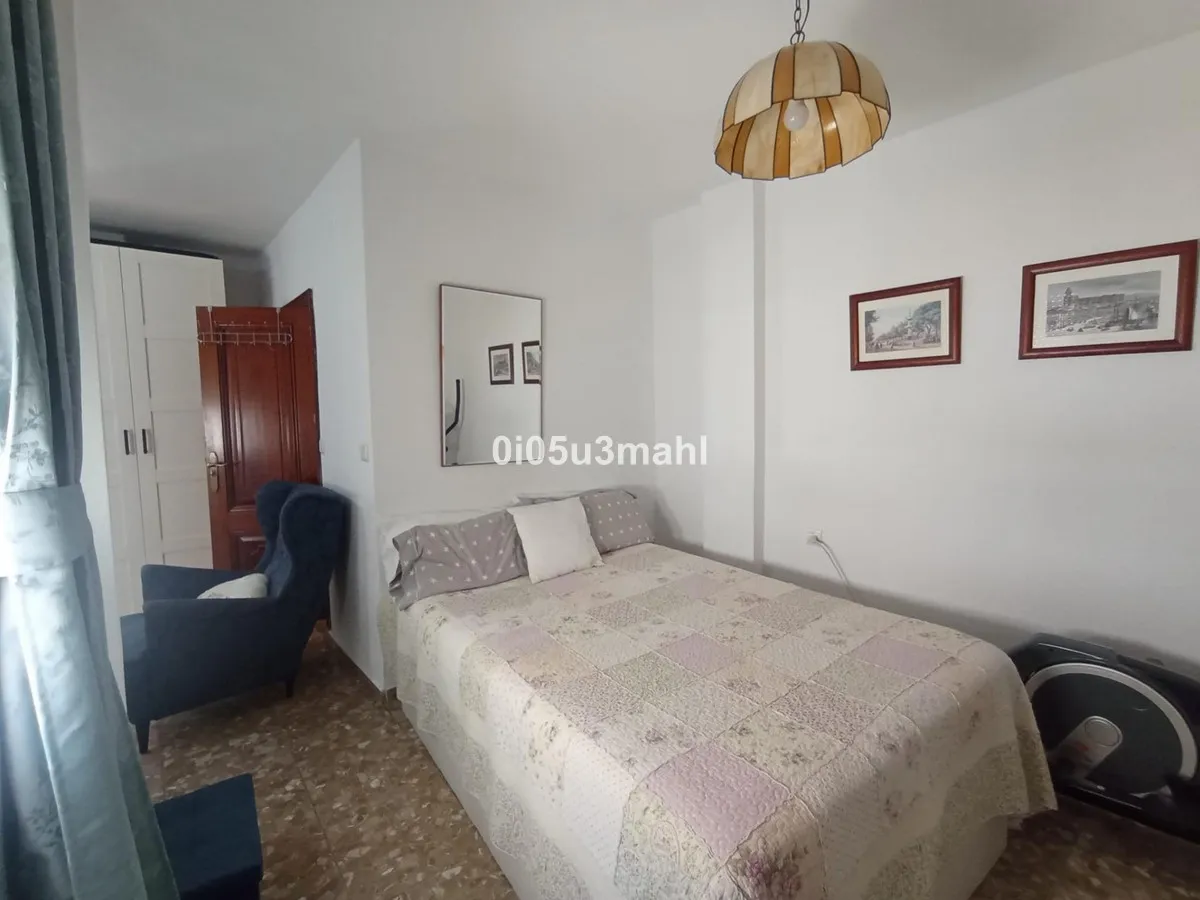 2c8ef154-685c-4bc7-a6c6-65f842068c86