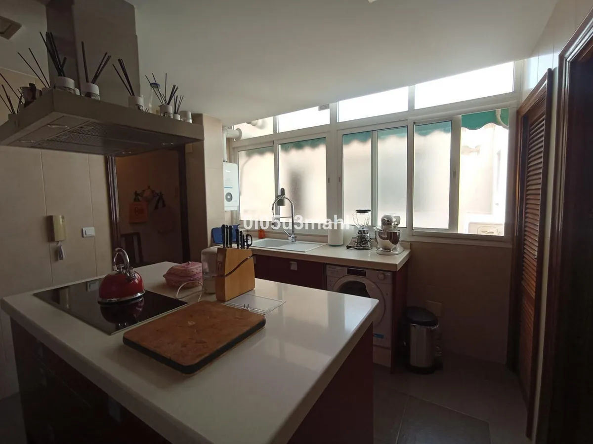 93a1a049-5fca-4b16-a77c-9337a67defc9