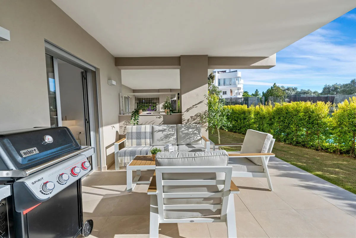 1b0406bf-0dfb-45dd-b30c-0659e36e3263