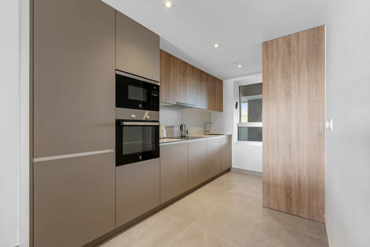 33a62aeb-dc73-43a3-9c00-ad8da97805d4