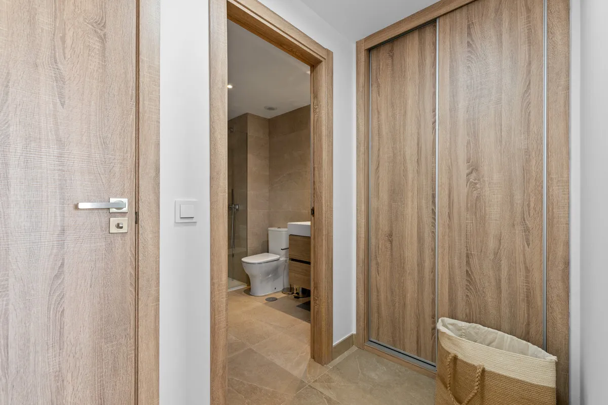 6c2f7eec-3de5-46b9-86f4-ef05abd3e4ac