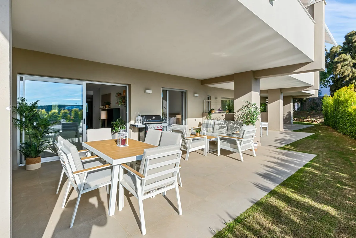 ea746b7d-65fc-4807-92ca-1e18f4003ff8