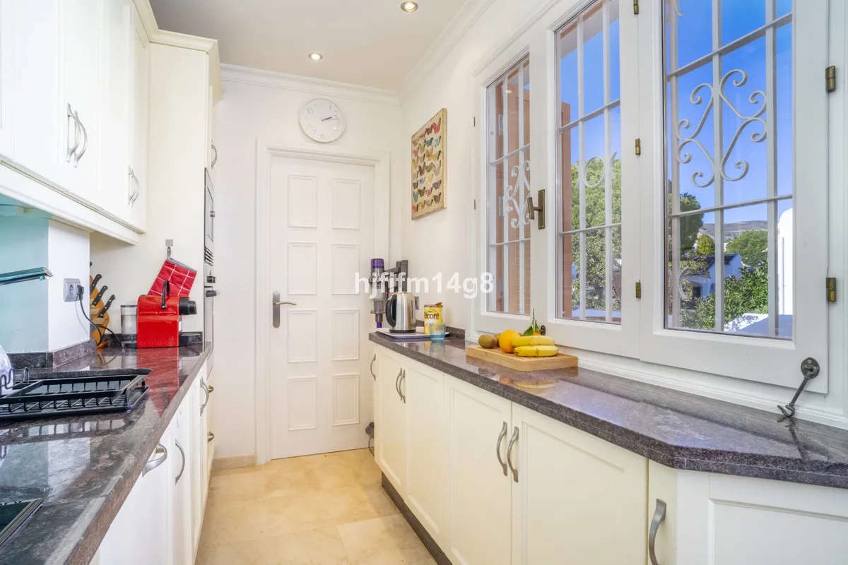 541b3cc1-bd9c-4508-868d-4909fd169e41