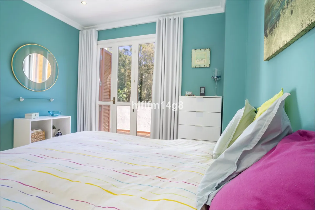 a5165d17-87d1-4555-a441-33b0663f8f09