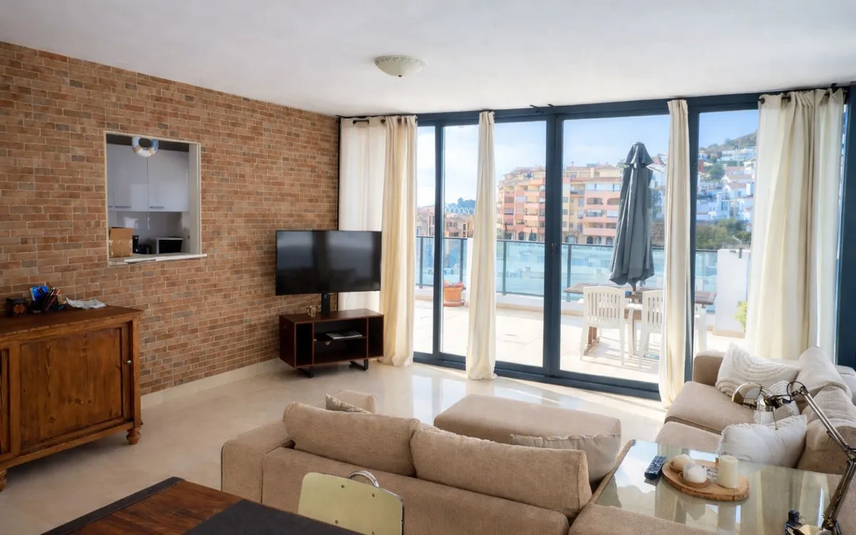 22005996-72a9-4110-a51d-8b1ee47cee9e