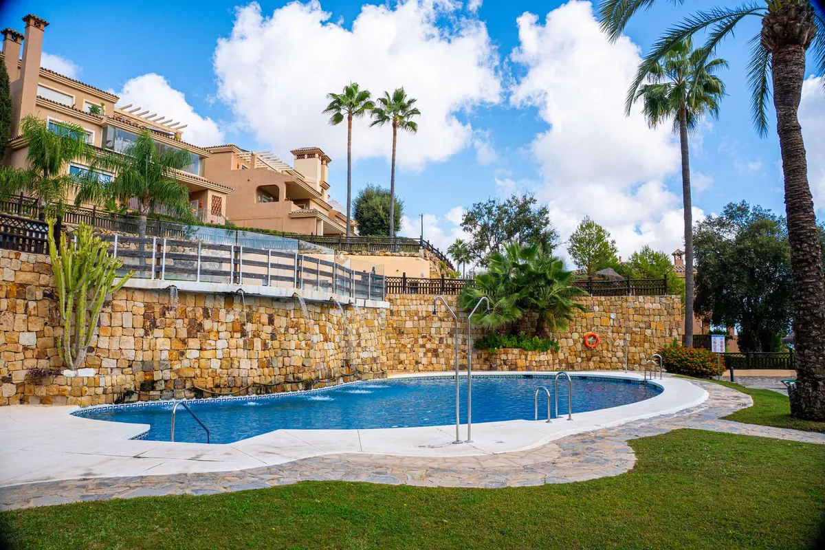 7a126a04-e95b-418e-82bb-37cb0eaac84a