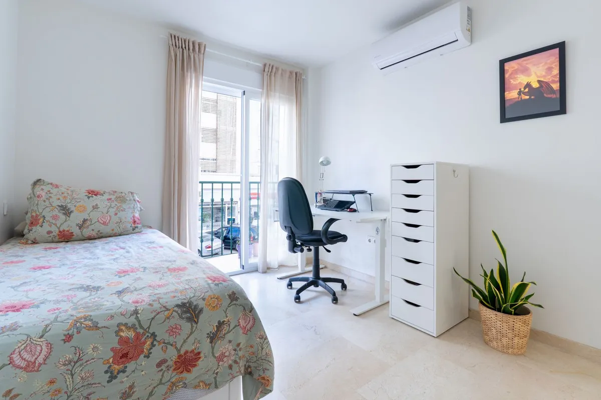 ed75a20b-c92a-43f9-9025-6a1dc60c129a