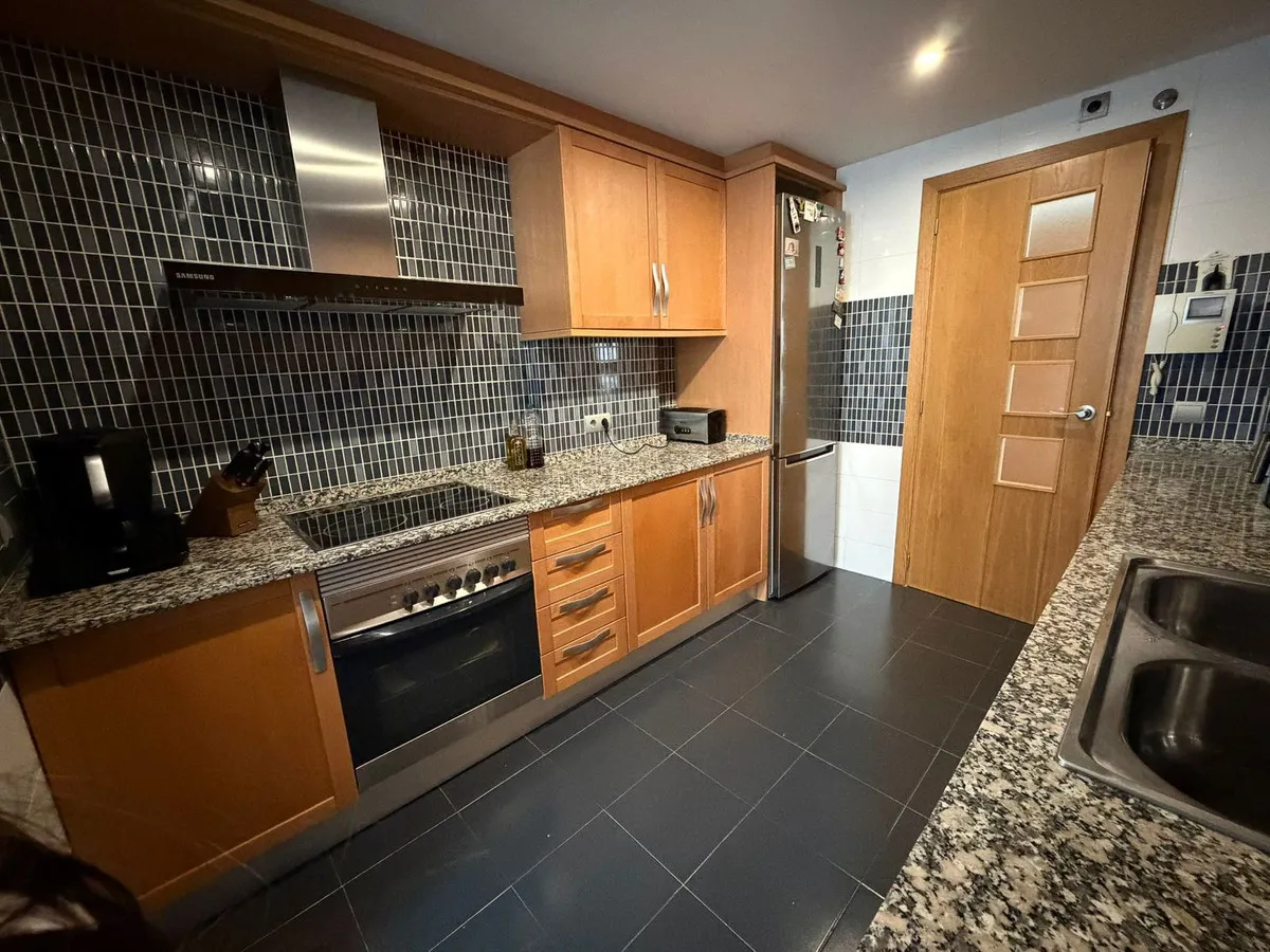 b705d113-11e3-4188-aeef-d48ff7769645