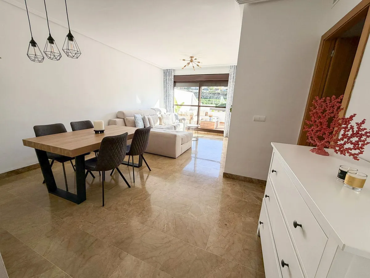 e5b42764-4c26-4c48-8d9d-6b74975f192e