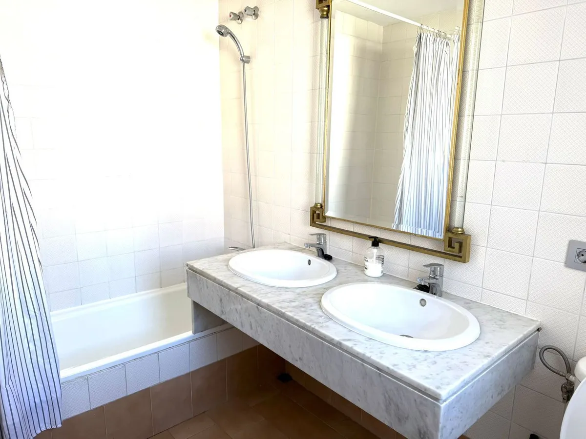 efd66474-8e0d-49ac-8dfb-29cc626ab0d2