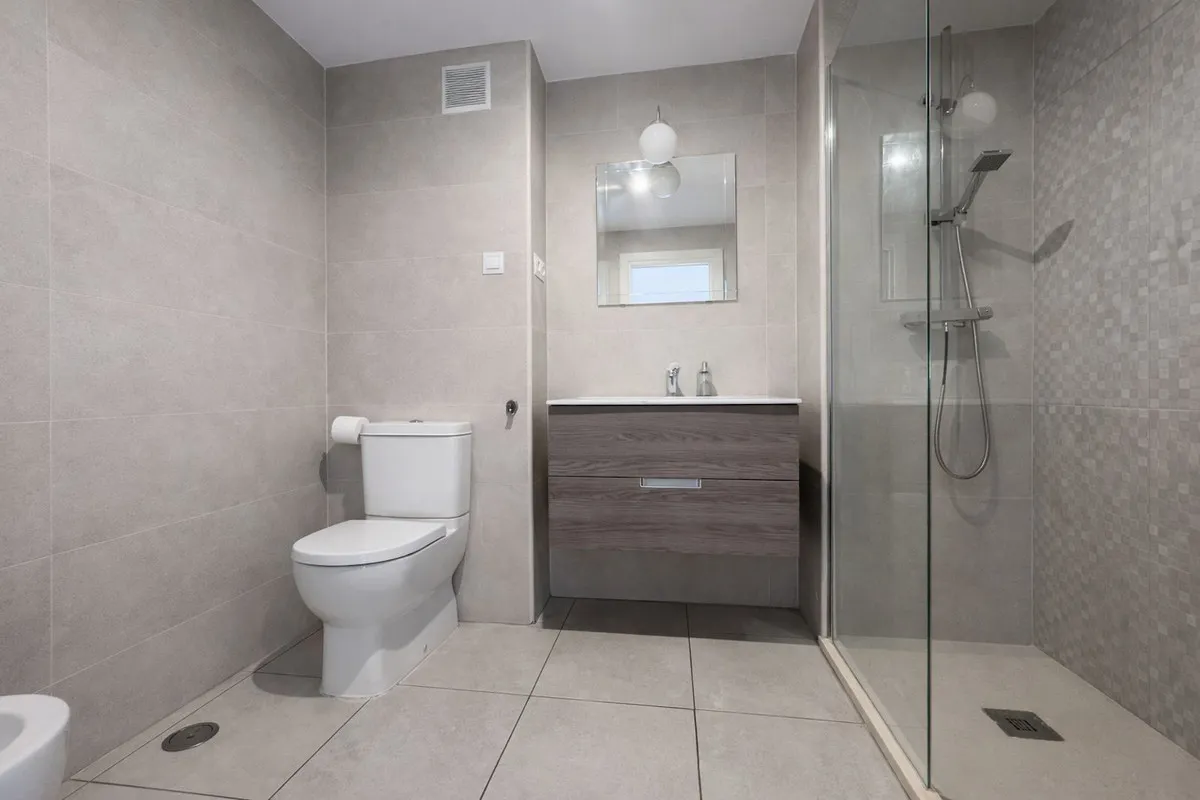 958e636c-084a-456f-af9b-e9315f13f4d2