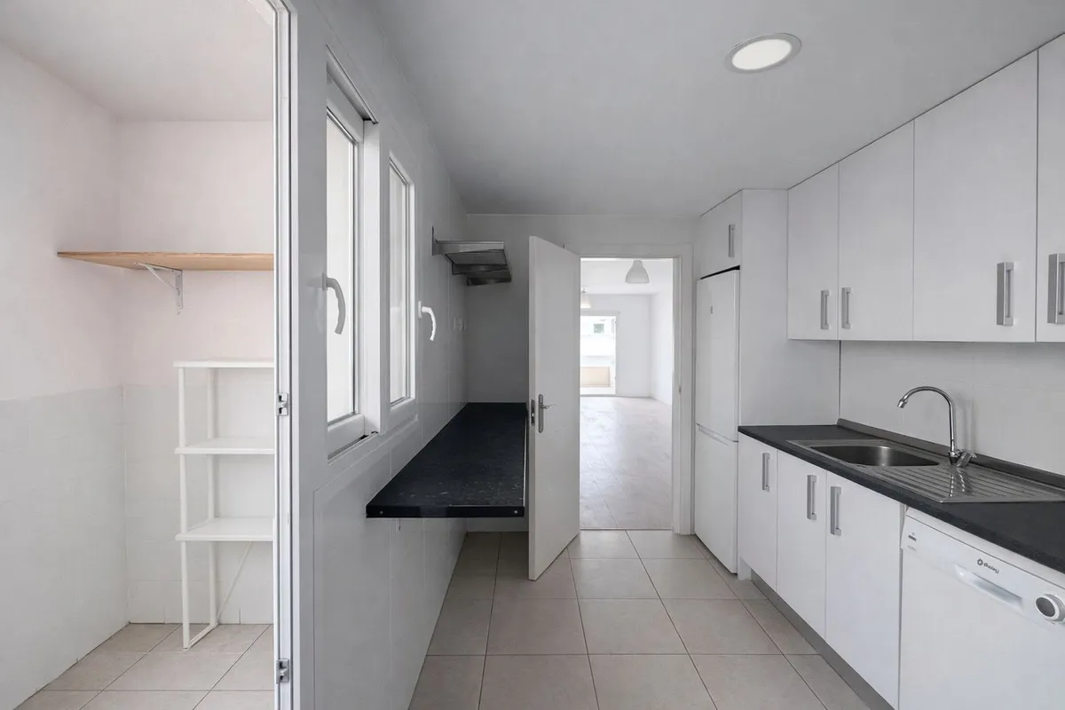 b7c178e8-f6eb-4c8a-aef5-7535a93982c6