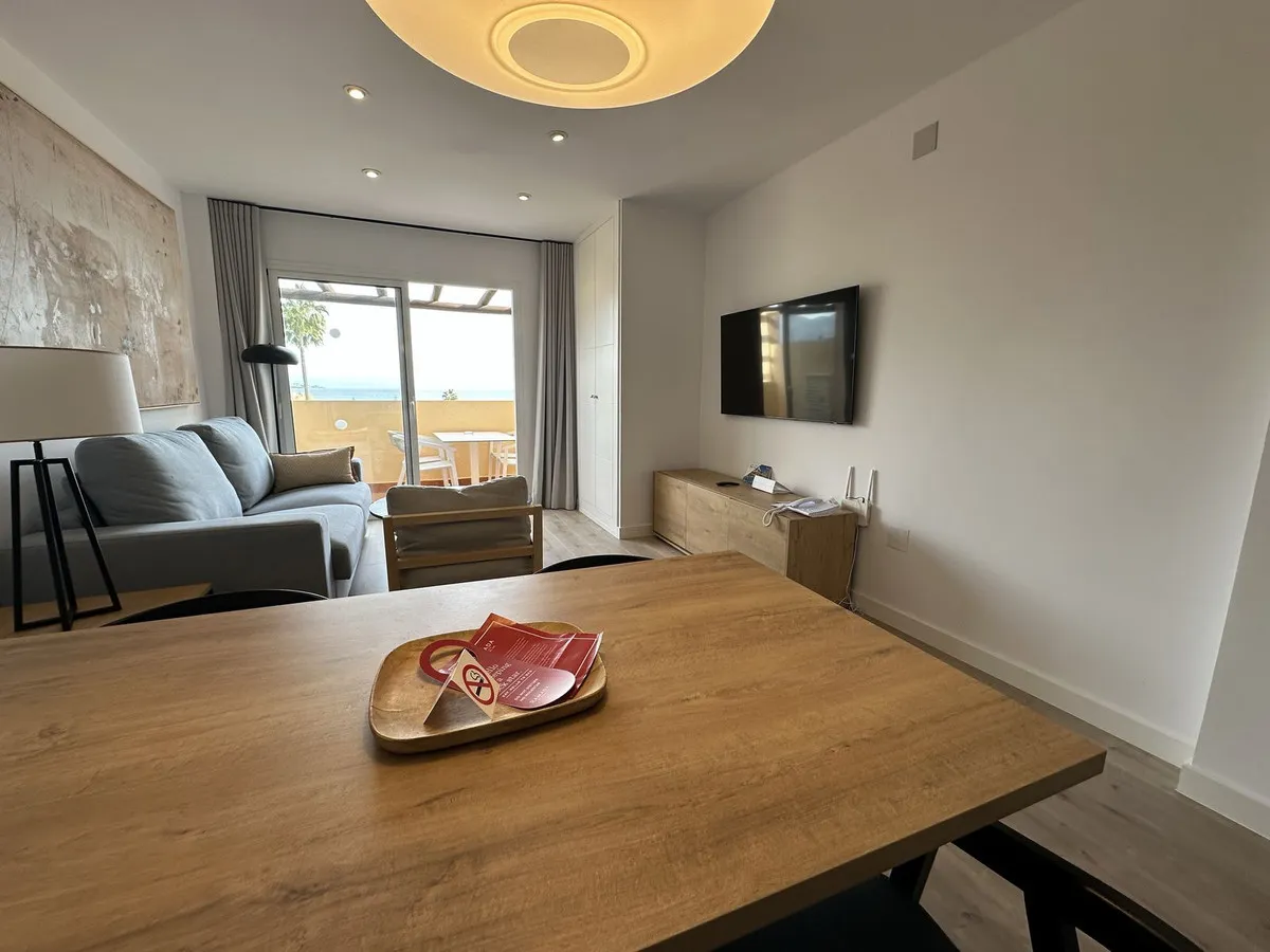 4afc7495-f14c-4fb5-b212-37a803bee150