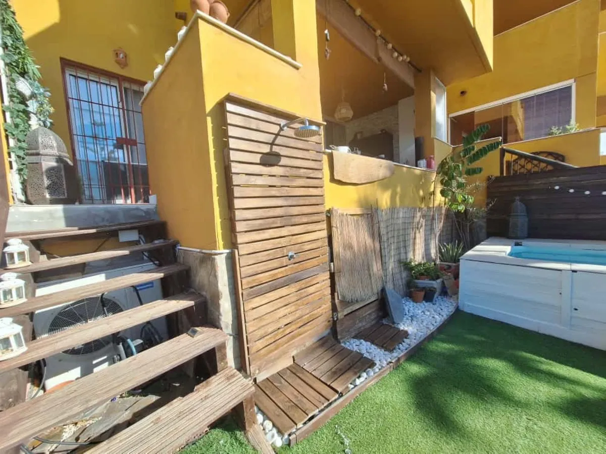 2b8f0a68-a703-4674-afde-b93671b7d410