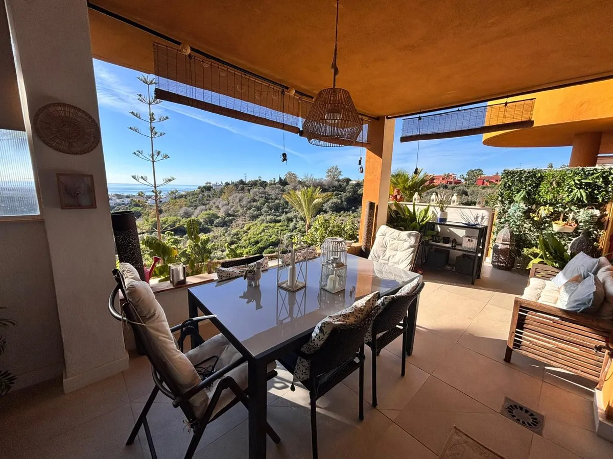 Sunny South-Facing Ground Floor Apartment in Marbella