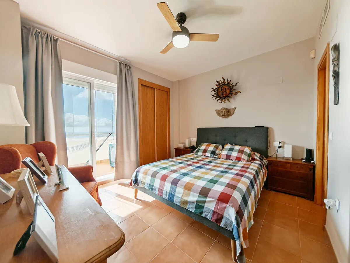 0c8dbfd6-6c9b-41fc-bdc4-b5dd1f0a2a04