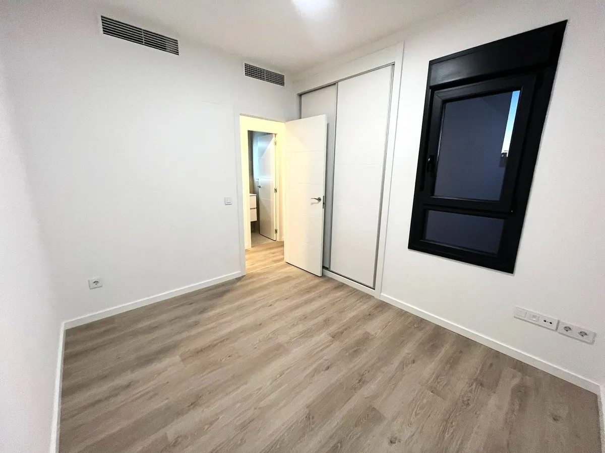 1bb7ec40-8fc5-4367-9f90-22e97233d0fc