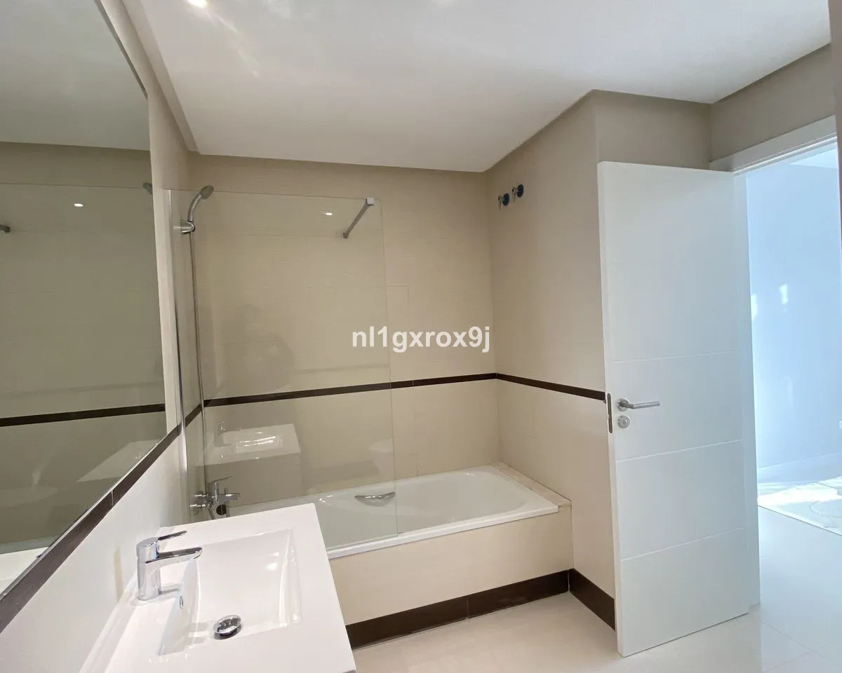 0380927e-dc63-49b4-84d0-9b9409d917b0