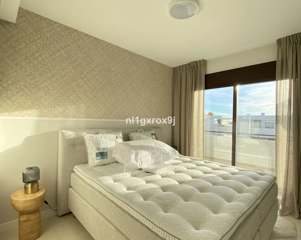 17b00890-8b4e-4111-93a1-c886ff8a6cdc