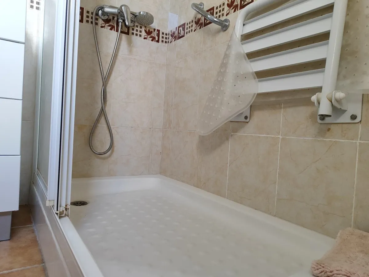 ecff5b0b-dd66-4bbb-ba23-f42a7f453ae1