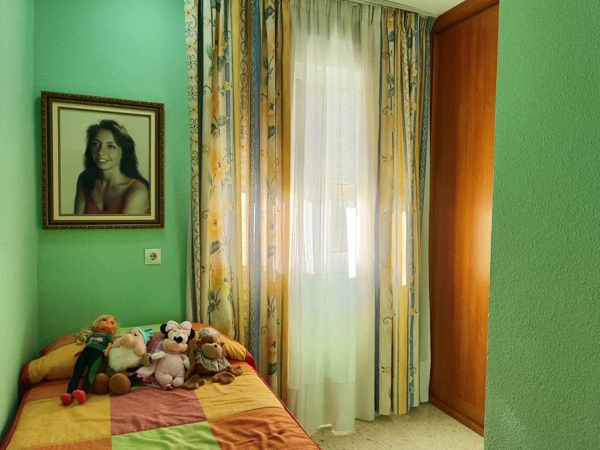 f6e64f77-692e-46dd-b951-fdba1ba91738