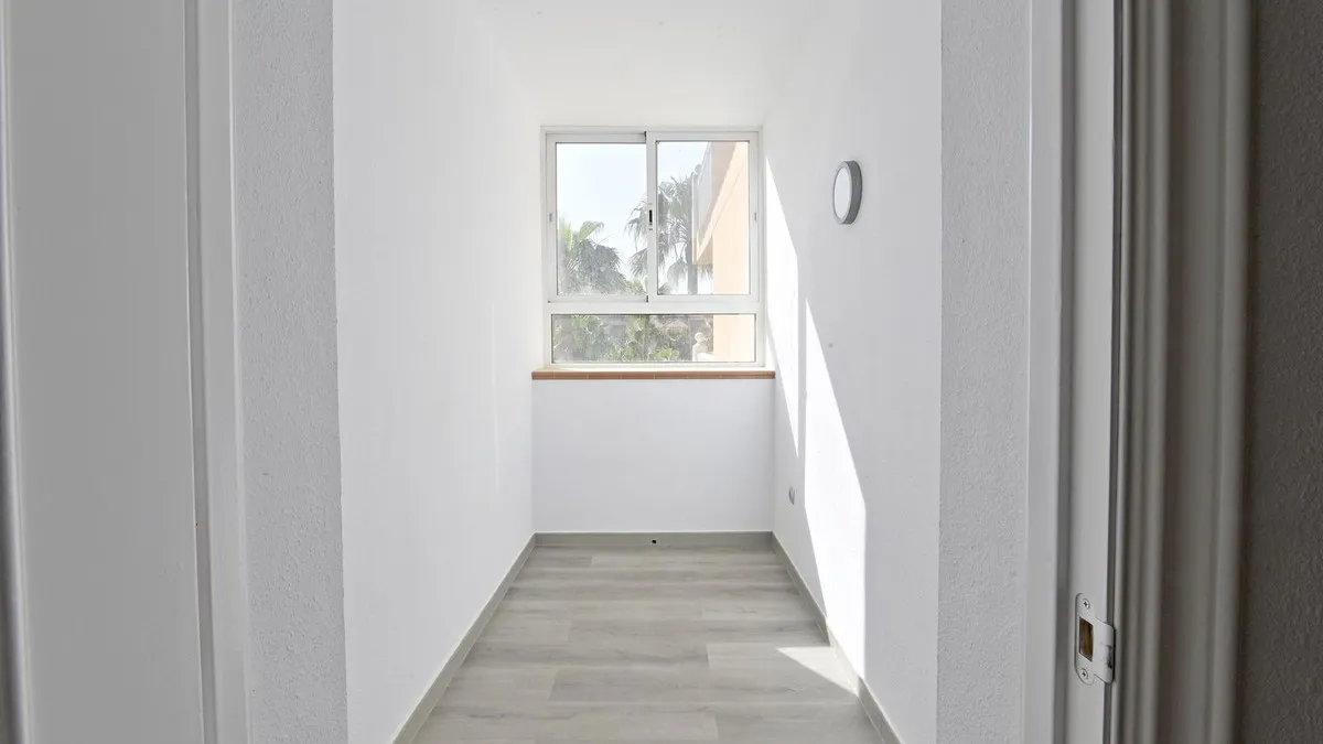 fb256e48-b544-49f6-bec7-e63f6c55e4ef