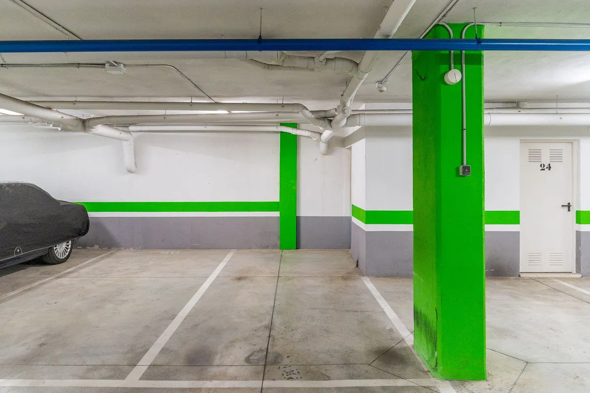 16b2b203-6ccb-4304-9a83-974599ec990c