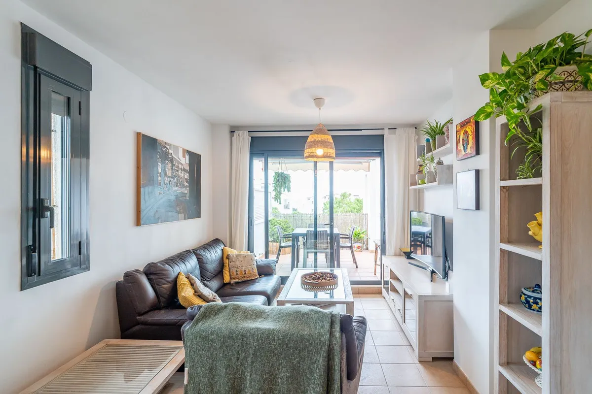 256b6c68-6a20-419b-a2d6-d4c52e4769a2