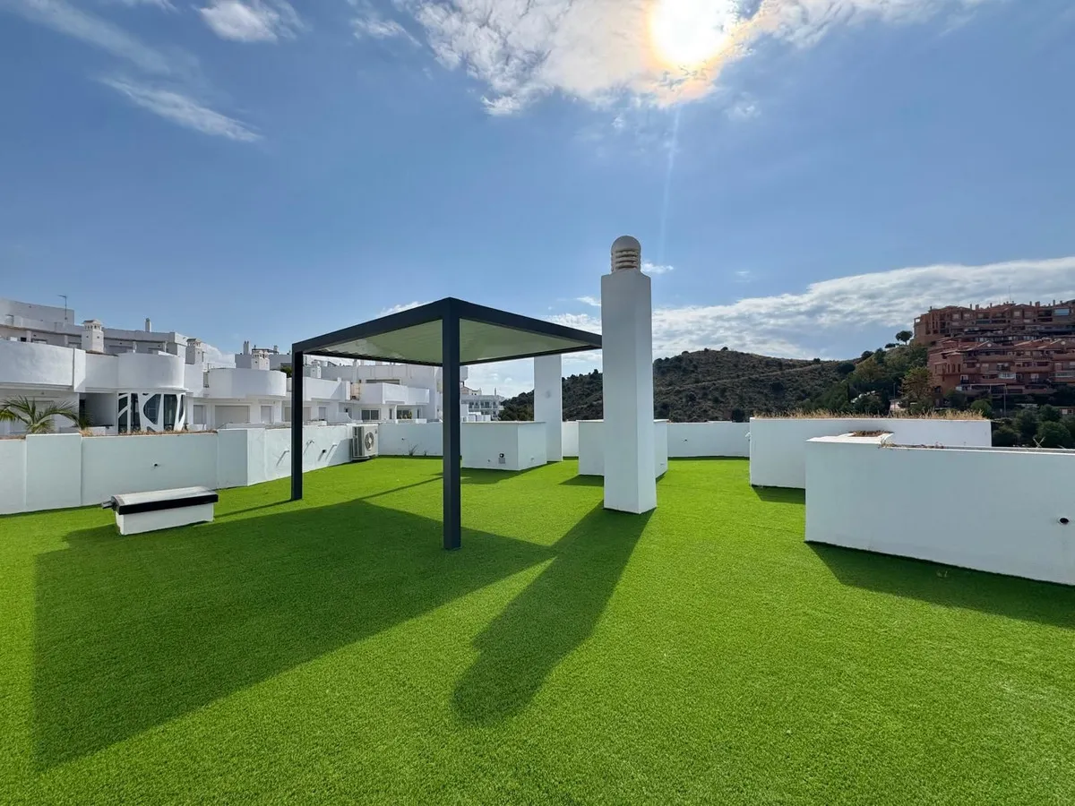 5d039f68-2d82-461a-b56b-f53b152b817b