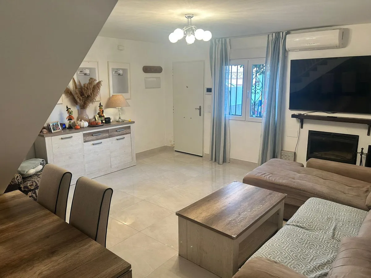 5bff8269-b99c-4788-a852-cb8a186f9ab2