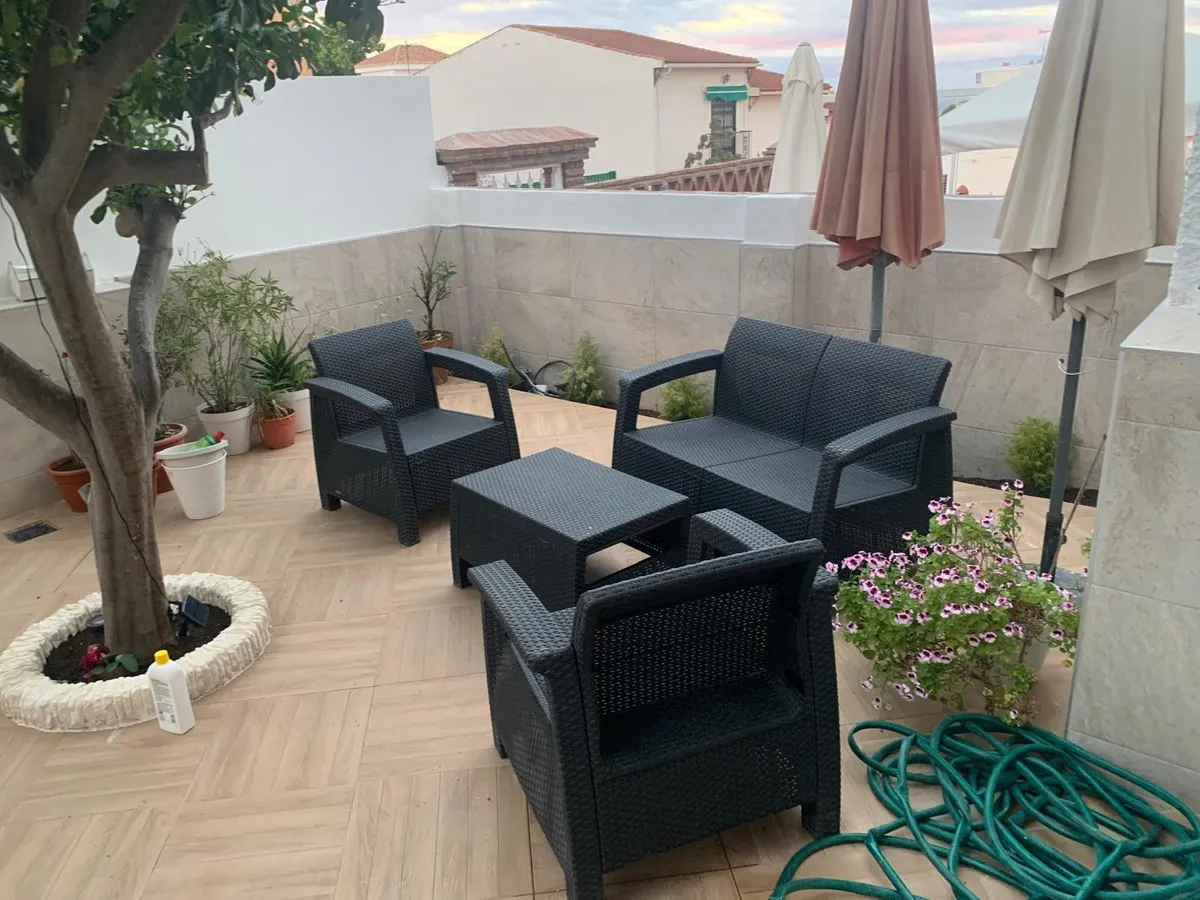 b00f648b-6e74-4f6f-88d6-a30e7f361afd